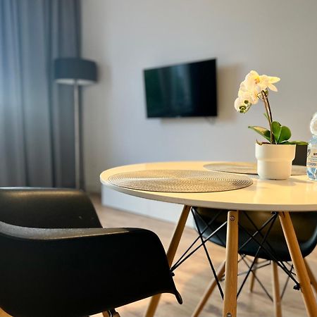 K22 Warszawa Zachodnia Slawinska 502 Appartement Buitenkant foto