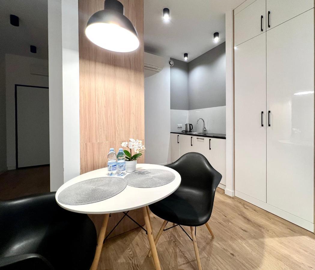 K22 Warszawa Zachodnia Slawinska 502 Appartement Buitenkant foto
